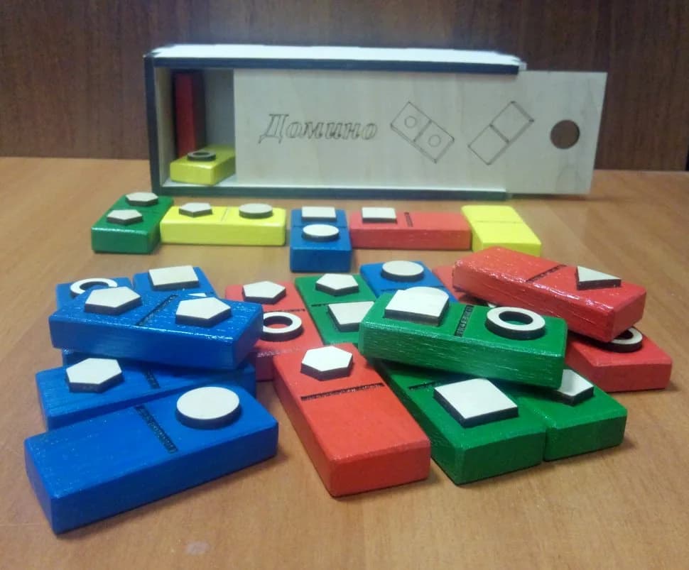 Игра "Домино тактильное" (цветное)